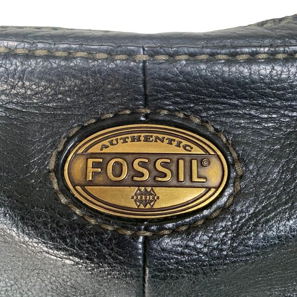 Fossil Cowhide Leather Gold Hardware Boho Crossbody Bag - Picture 10 of 12